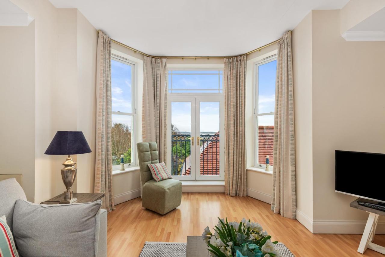 Bryn Y Mor - Tenby Apartment Sea Views Esterno foto