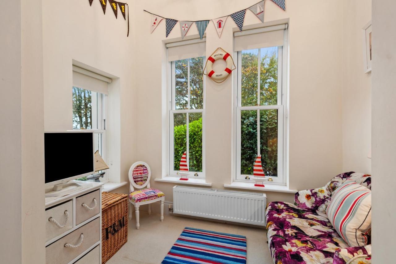 Bryn Y Mor - Tenby Apartment Sea Views Esterno foto