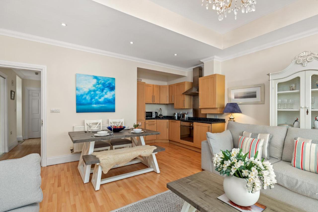 Bryn Y Mor - Tenby Apartment Sea Views Esterno foto
